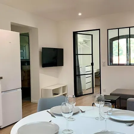 Escapade Mediterraneenne Au Coeur De St-raphael * Saint-Raphael (Var)