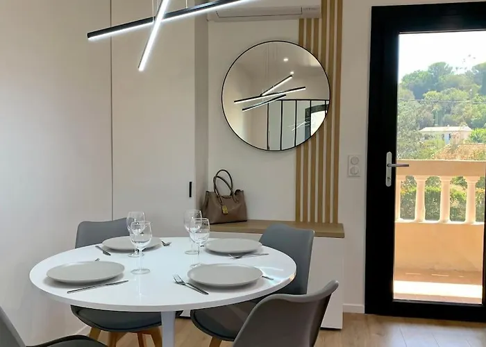 Apartmán Escapade Mediterraneenne Au Coeur De St-raphael