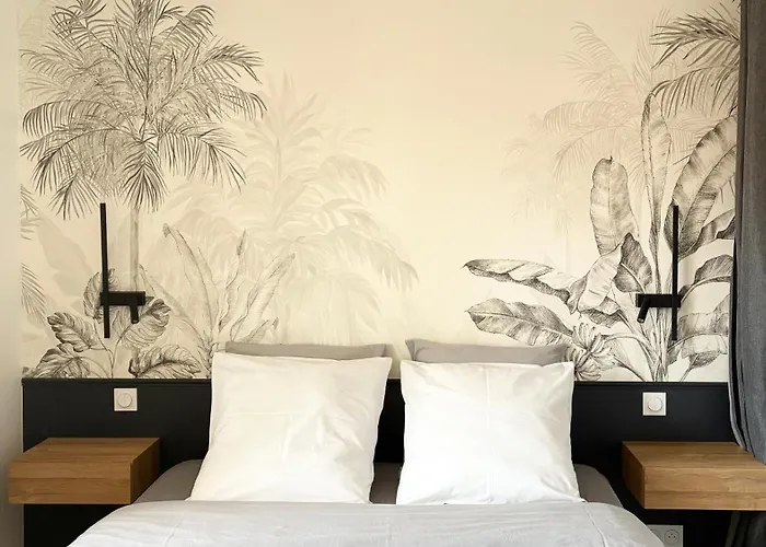 Escapade Mediterraneenne Au Coeur De St-raphael